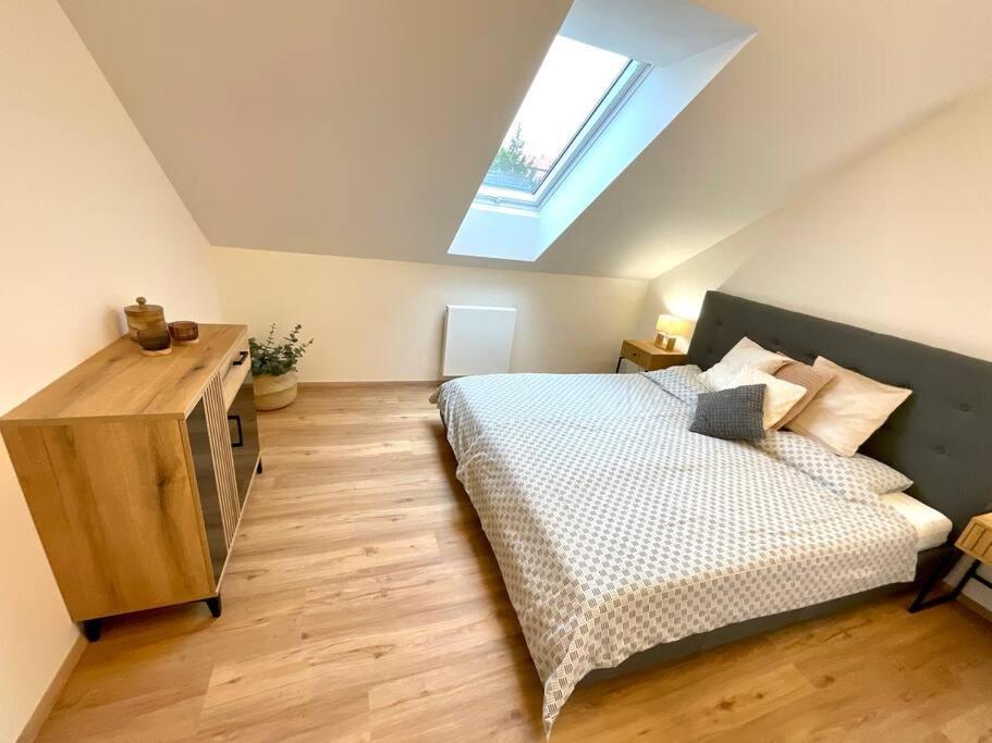 C.3 V Bankovnim Dome Apartment